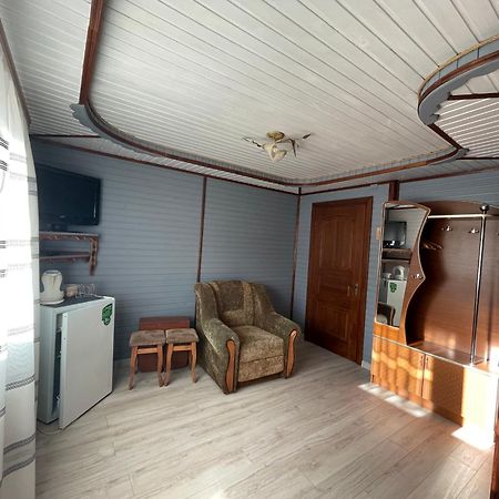 Sadyba U Halyny Sunrise Bukovel Exterior foto
